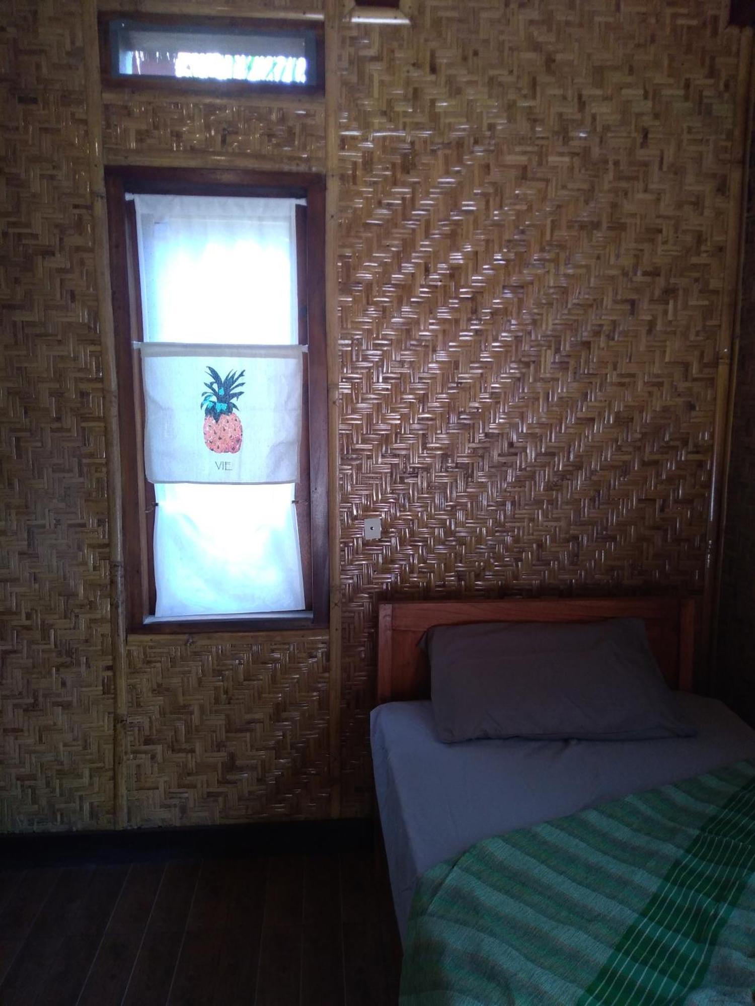 Lima Bintang Hotel Gili Trawangan Room photo