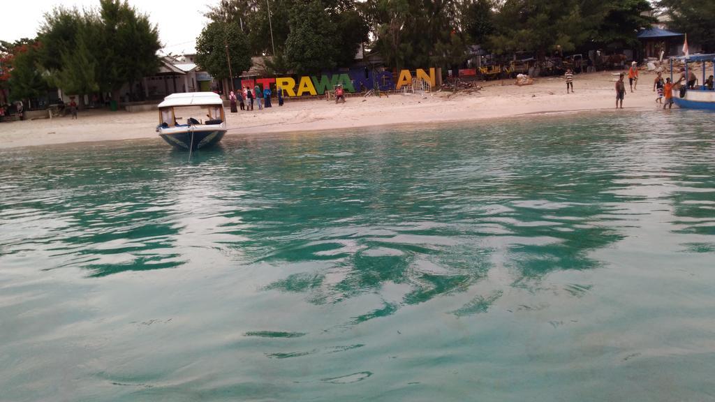 Lima Bintang Hotel Gili Trawangan Exterior photo